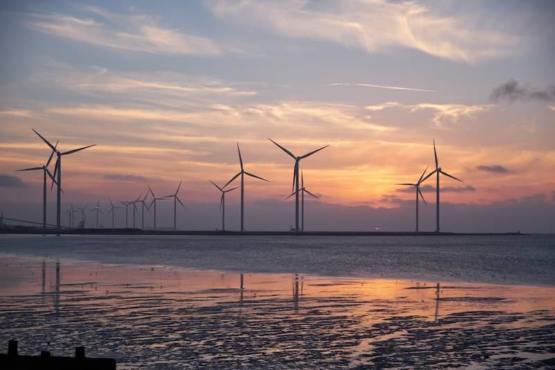 How many buildings can be powered a windmill?