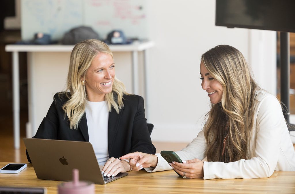 Best AI Assistants for Work in 2025: Why GO AI Helpers Are Redefining Productivity